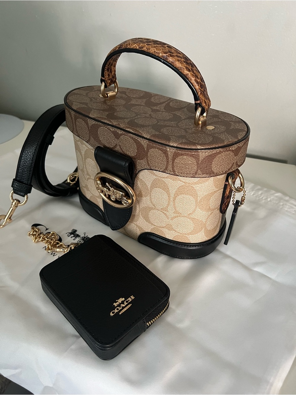 Coach Georgie Gem Crossbody
In Blocked Signature Canvas With  Wallet - Picture 2 of 12